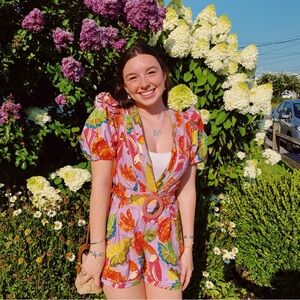 Meet your Posher, Madison